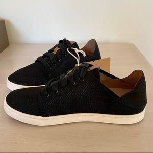 NWT Womens OluKai Black Sneakers sz 6.5